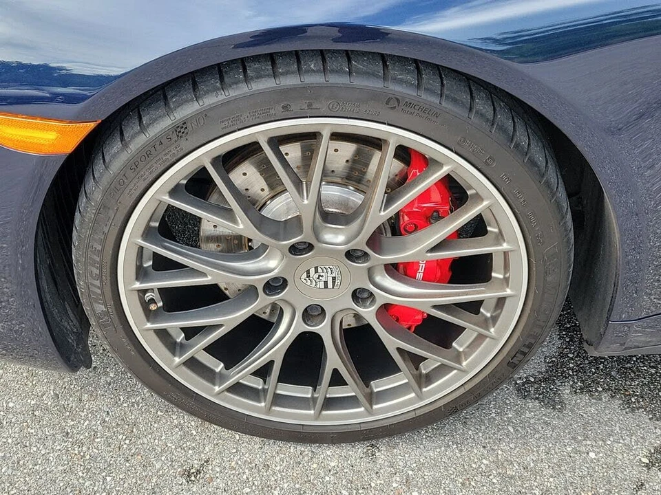 2017 Porsche 991 Carrera 4S - Image 12 of 31