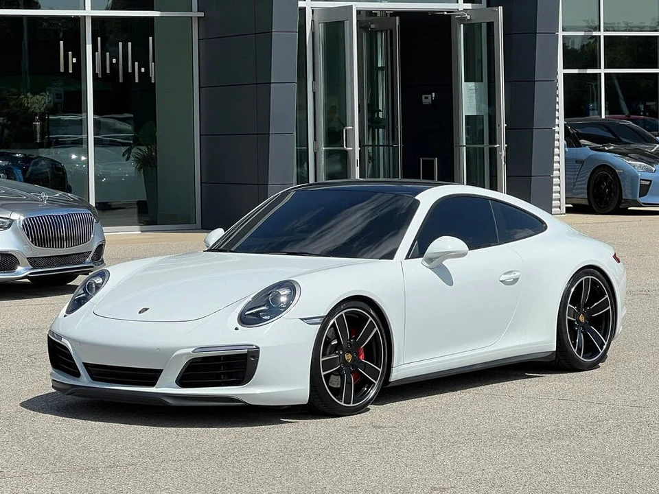 2017 Porsche 991 Carrera 4S - Image 2 of 31