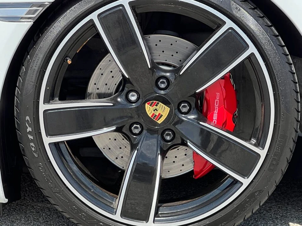 2017 Porsche 991 Carrera 4S - Image 14 of 31