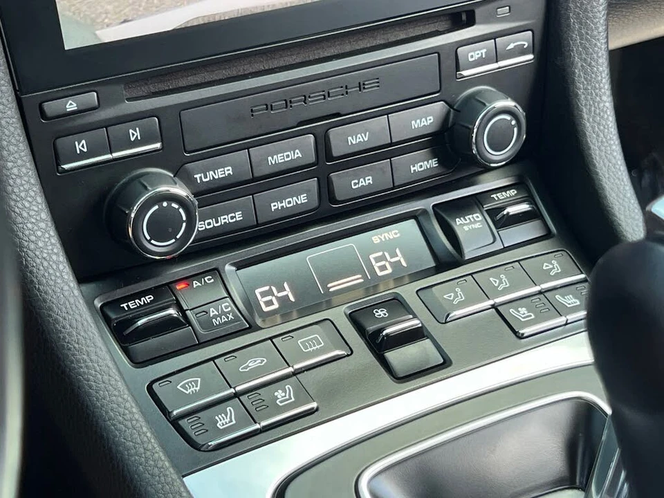 2017 Porsche 991 Carrera 4S - Image 23 of 31
