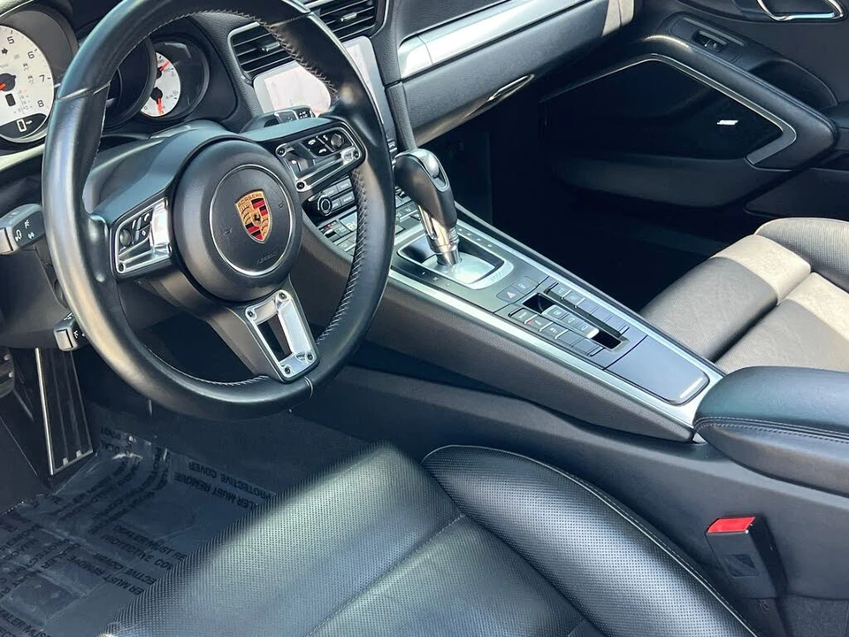 2017 Porsche 991 Carrera 4S - Image 15 of 31