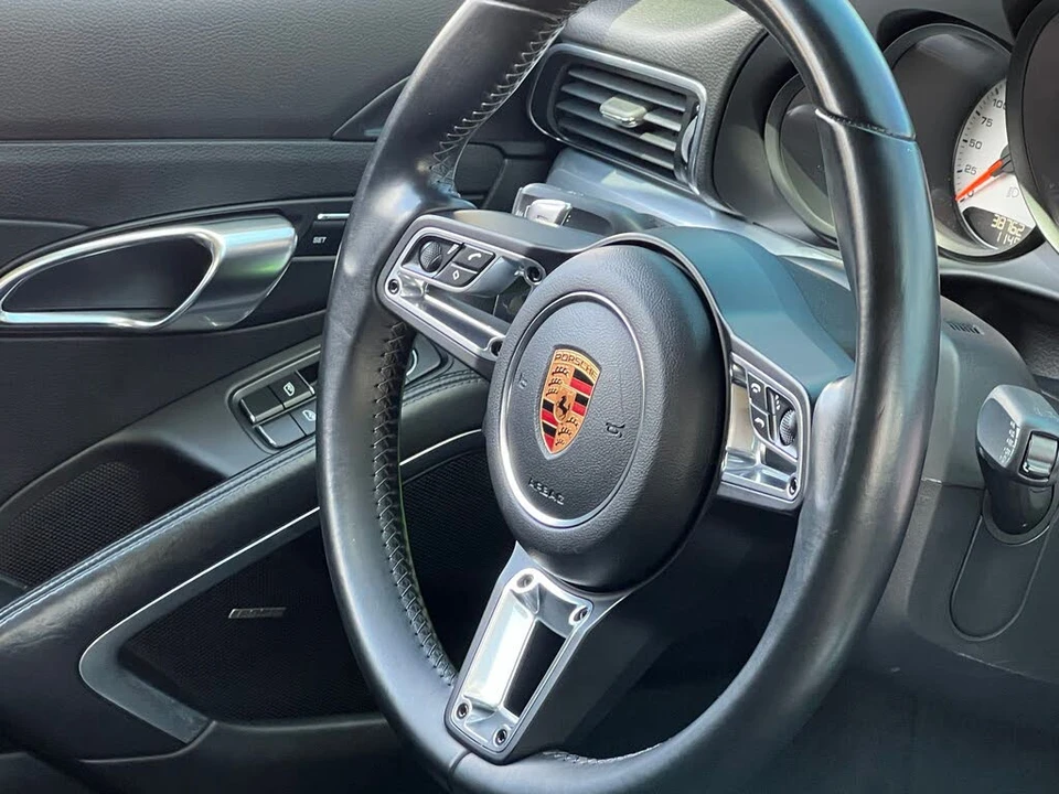 2017 Porsche 991 Carrera 4S - Image 26 of 31