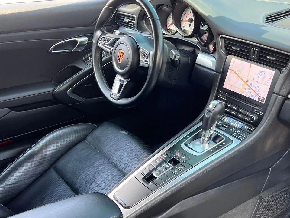 2017 Porsche 991 Carrera 4S - Image 4 of 31