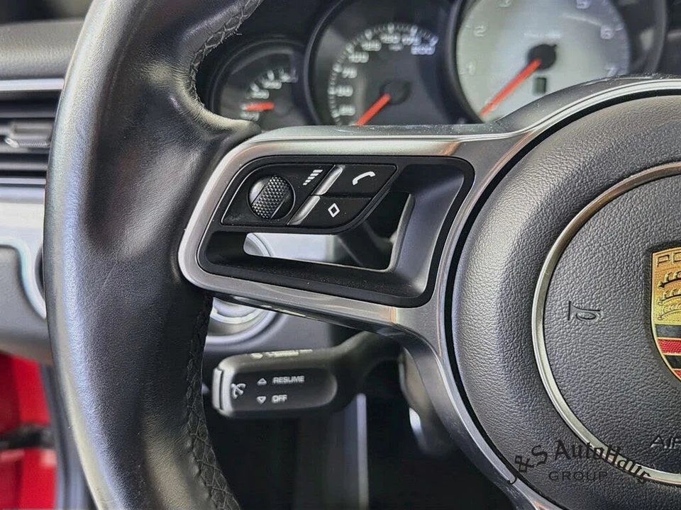 2017 Porsche 991 Carrera 4S - Image 13 of 31