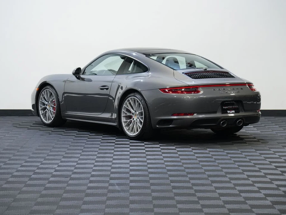 2017 Porsche 991 Carrera 4S - Image 8 of 31