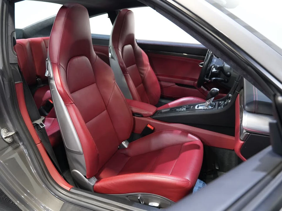 2017 Porsche 991 Carrera 4S - Image 29 of 31