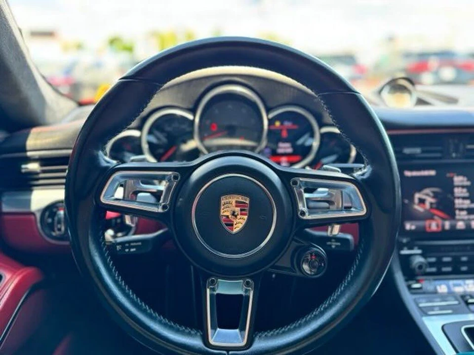 2017 Porsche 991 Carrera 4S - Image 22 of 31