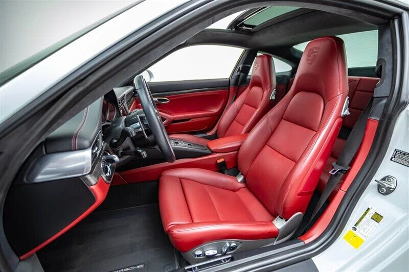 2017 Porsche 991 Carrera 4S - Image 22 of 31