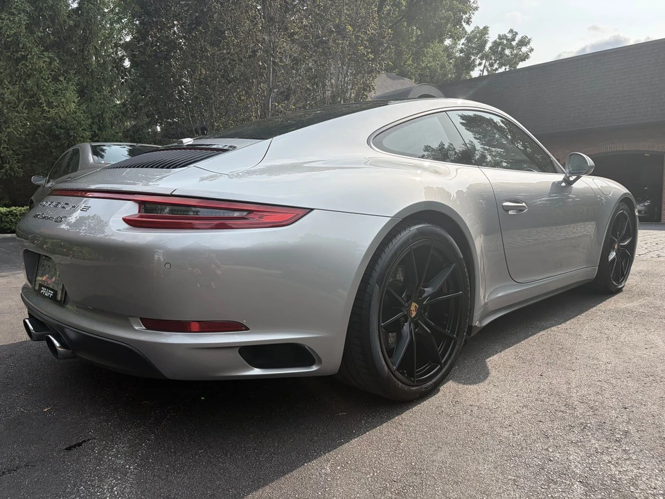 2017 Porsche 991 Carrera 4S - Image 11 of 20