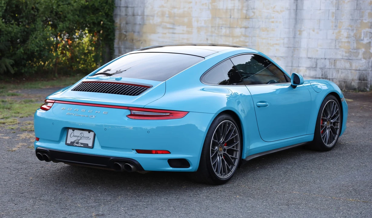 2017 Porsche 991 Carrera 4S - Image 23 of 31
