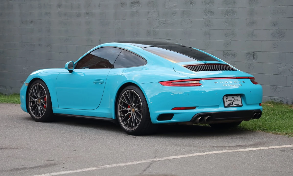 2017 Porsche 991 Carrera 4S - Image 14 of 31