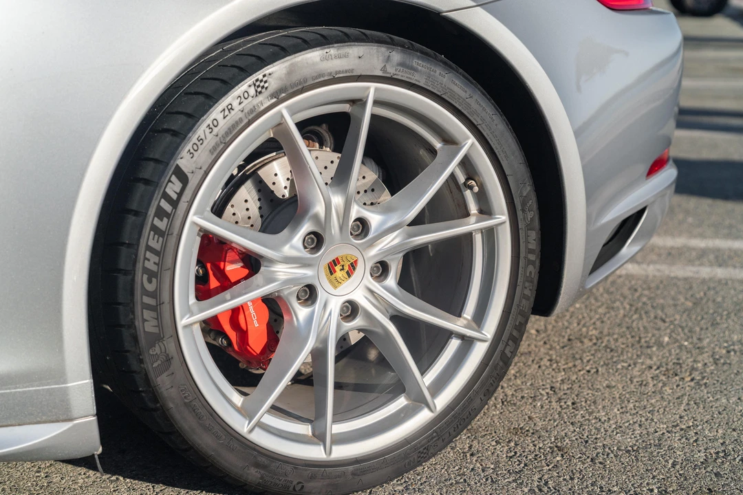2017 Porsche 991 Carrera 4S - Image 22 of 31