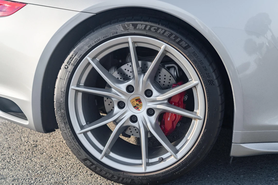 2017 Porsche 991 Carrera 4S - Image 23 of 31