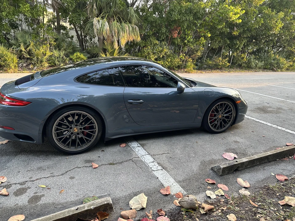 2017 Porsche 991 Carrera 4S - Image 26 of 31