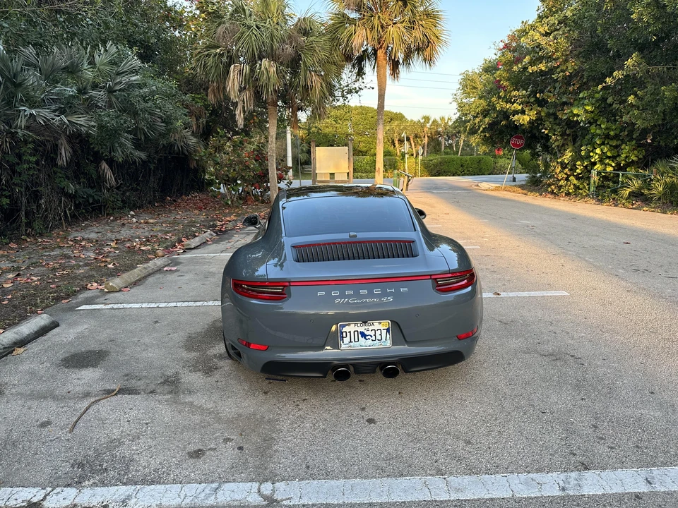 2017 Porsche 991 Carrera 4S - Image 18 of 31