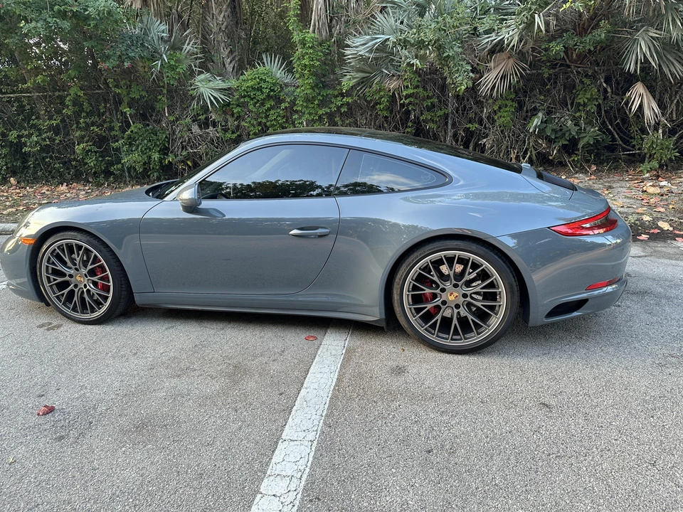 2017 Porsche 991 Carrera 4S - Image 14 of 31
