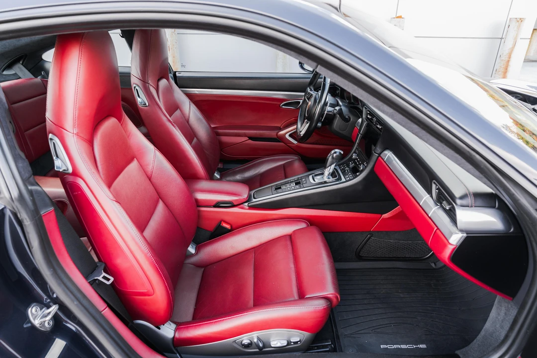 2017 Porsche 991 Carrera 4S - Image 25 of 31