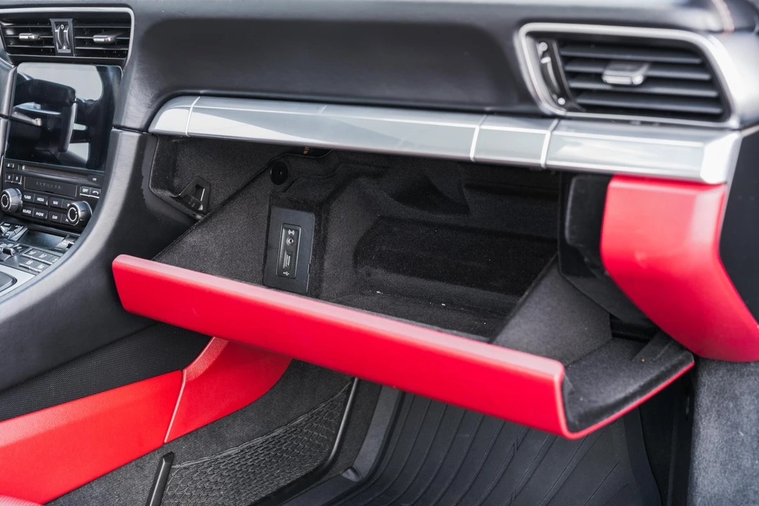 2017 Porsche 991 Carrera 4S - Image 30 of 31