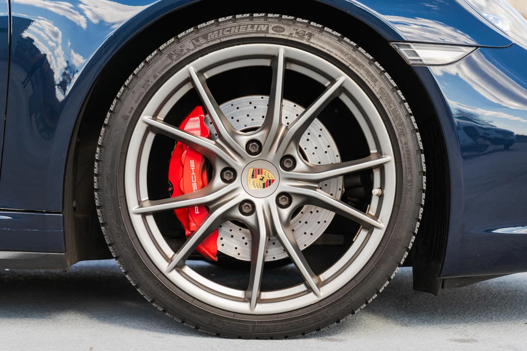 2017 Porsche 991 Carrera 4S - Image 20 of 31