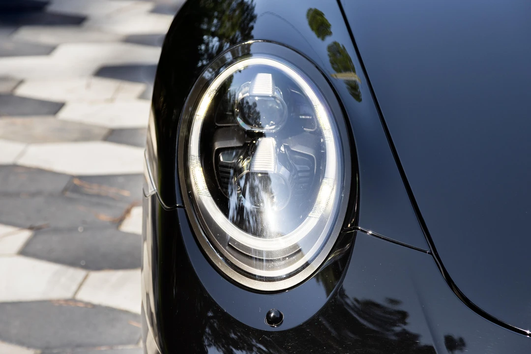 2017 Porsche 991 Carrera 4S - Image 11 of 31
