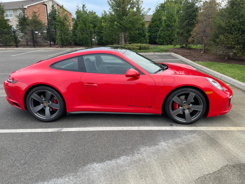 2017 Porsche 991 Carrera 4S - Image 22 of 31