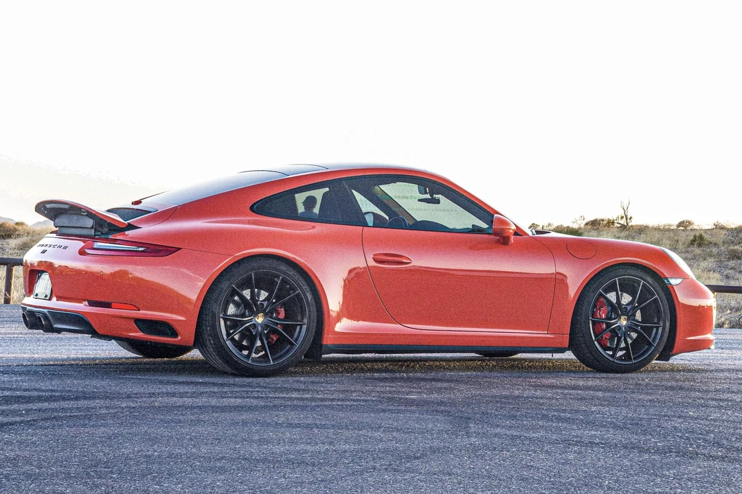 2017 Porsche 991 Carrera 4S - Image 4 of 31