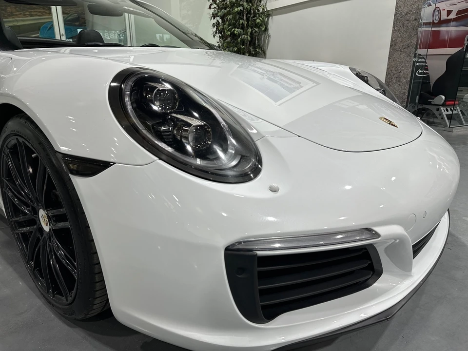 2017 Porsche 991 Carrera 4S - Image 16 of 31