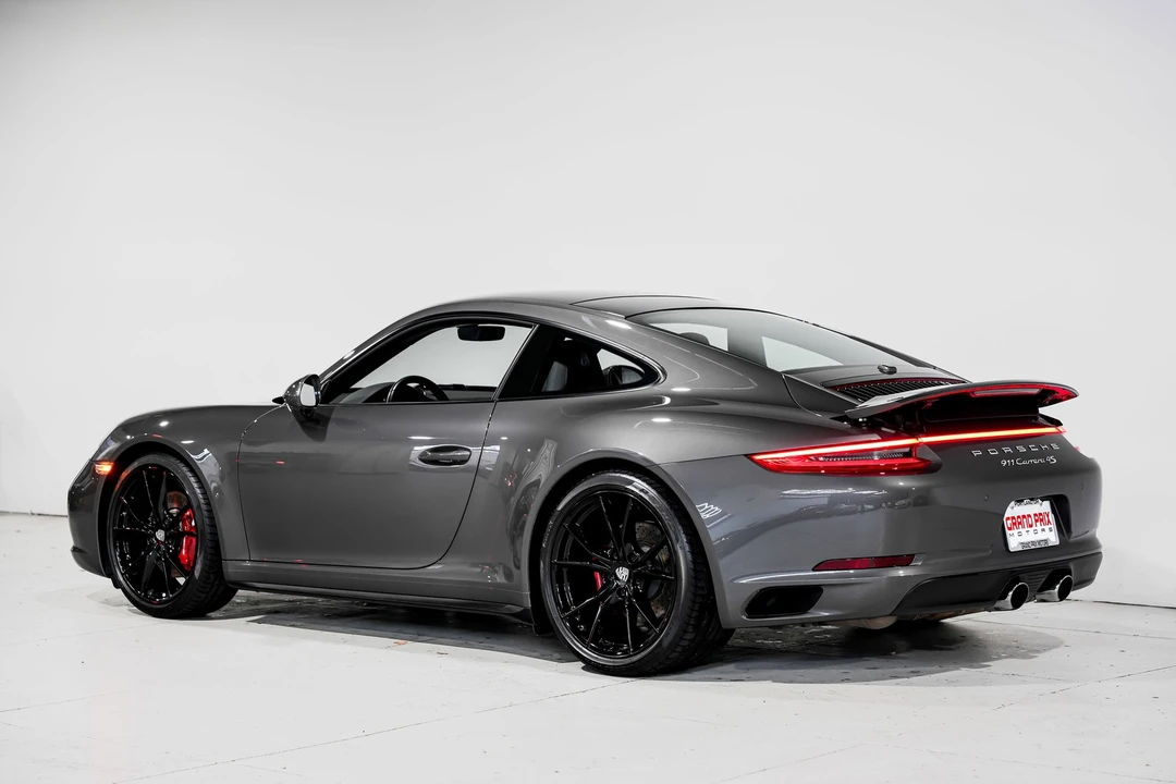 2017 Porsche 991 Carrera 4S - Image 9 of 12