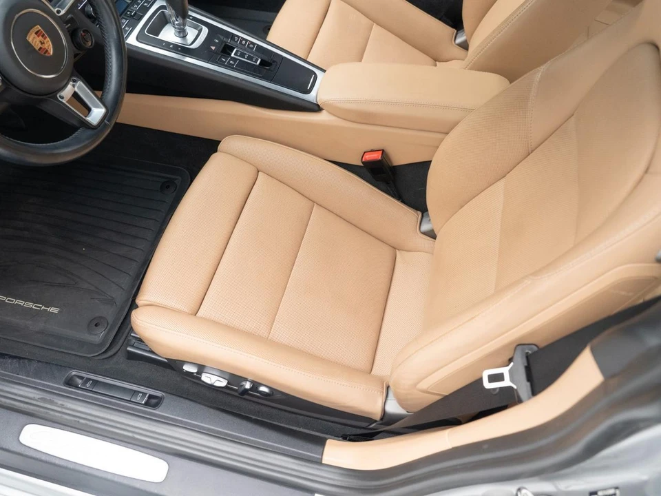 2017 Porsche 991 Carrera 4S - Image 17 of 31