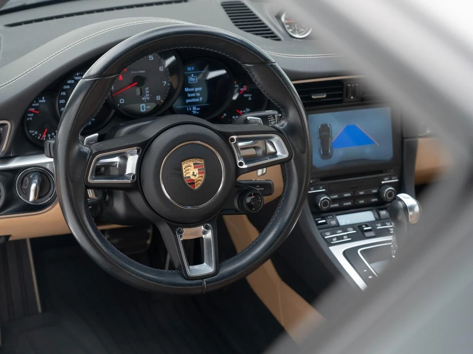 2017 Porsche 991 Carrera 4S - Image 21 of 31