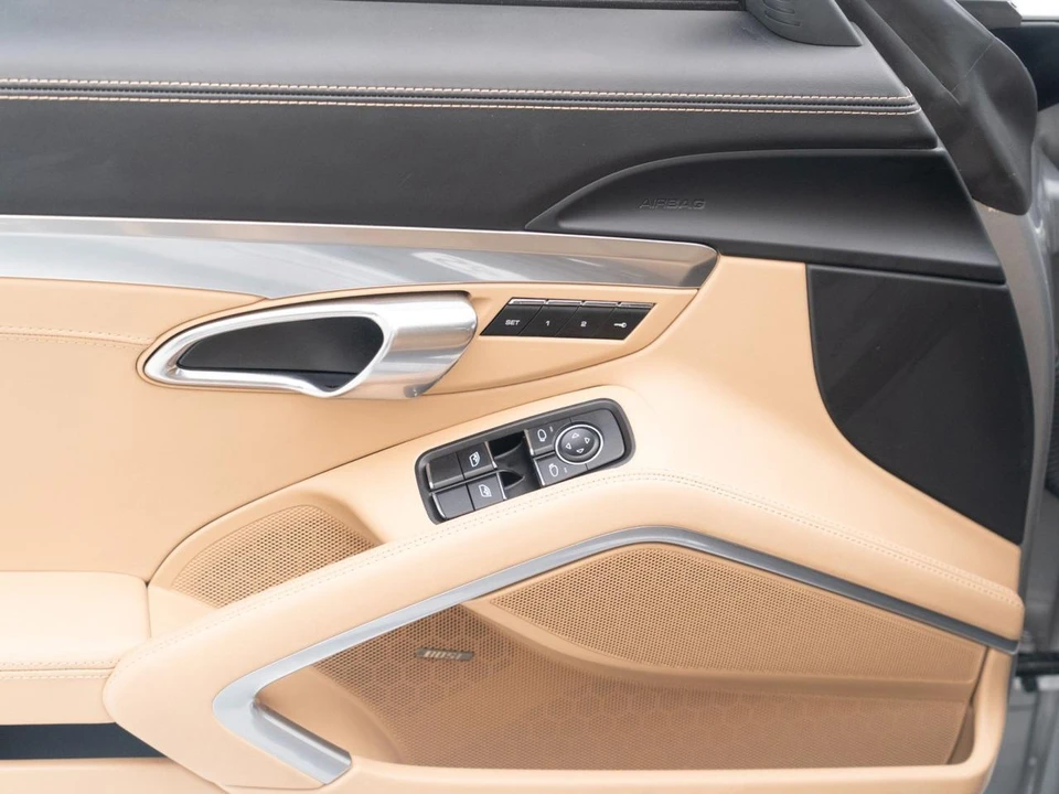 2017 Porsche 991 Carrera 4S - Image 23 of 31