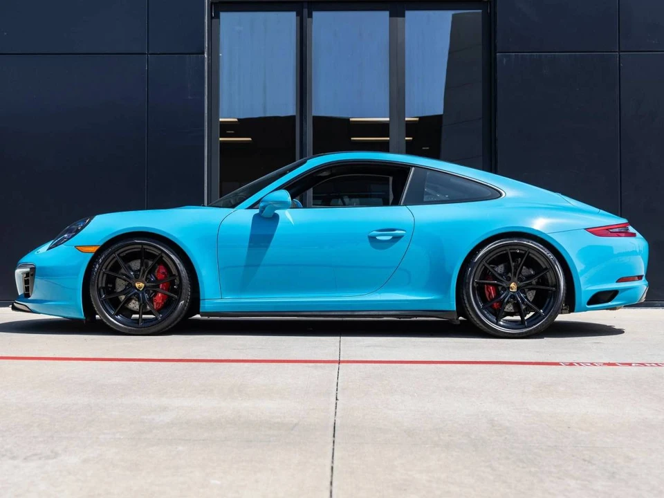 2017 Porsche 991 Carrera 4S - Image 2 of 5