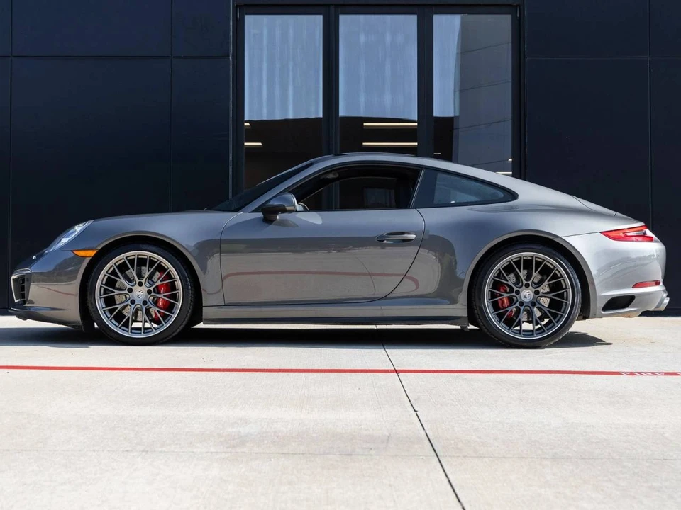 2017 Porsche 991 Carrera 4S - Image 2 of 5