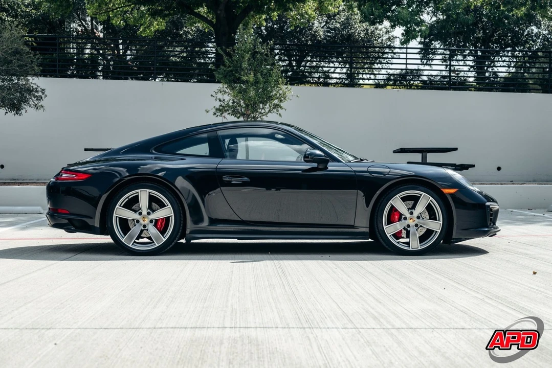 2017 Porsche 991 Carrera 4S - Image 10 of 12
