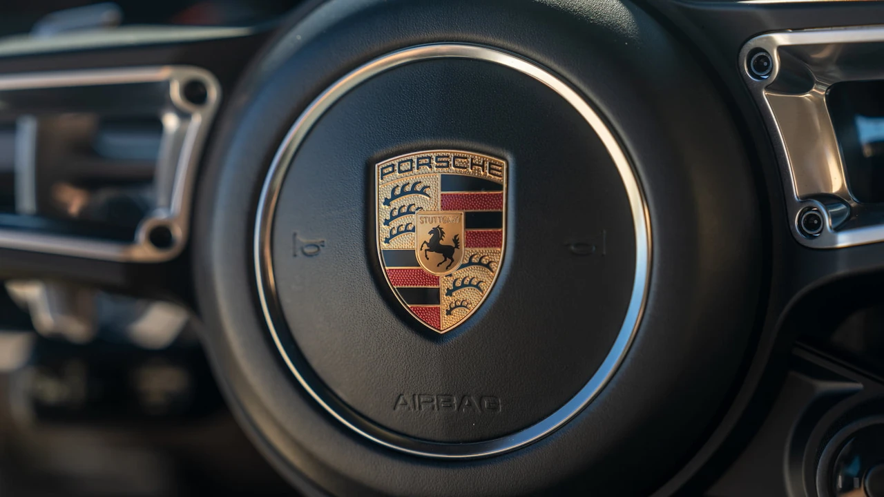 2017 Porsche 991 Carrera 4S - Image 26 of 31