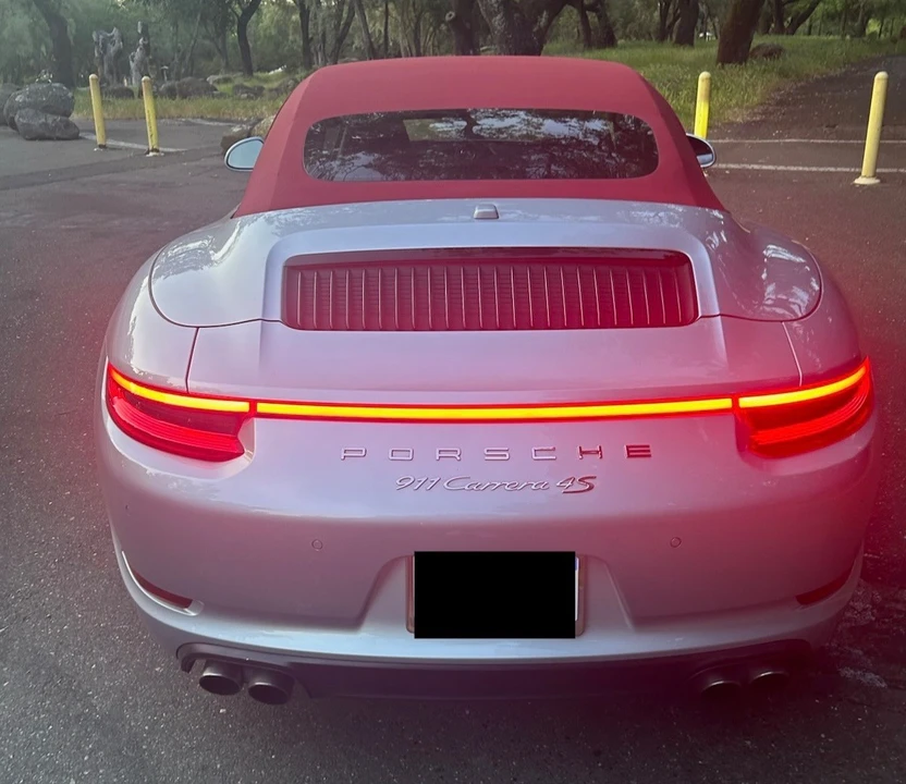 2017 Porsche 991 Carrera 4S - Image 9 of 12
