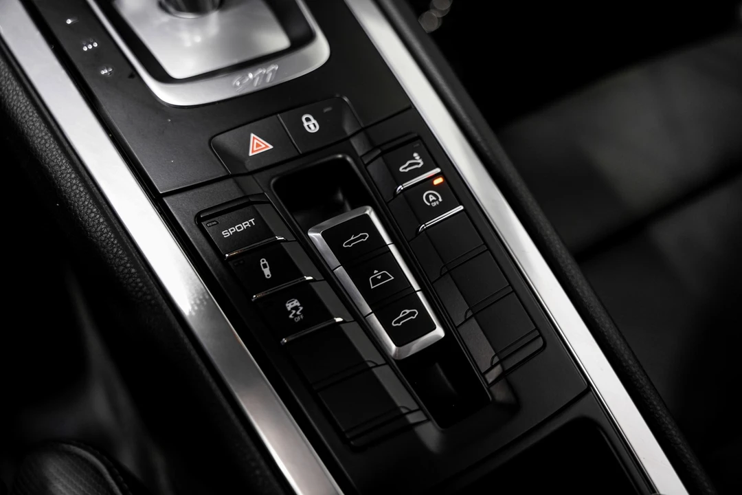 2017 Porsche 991 Carrera 4S - Image 15 of 21