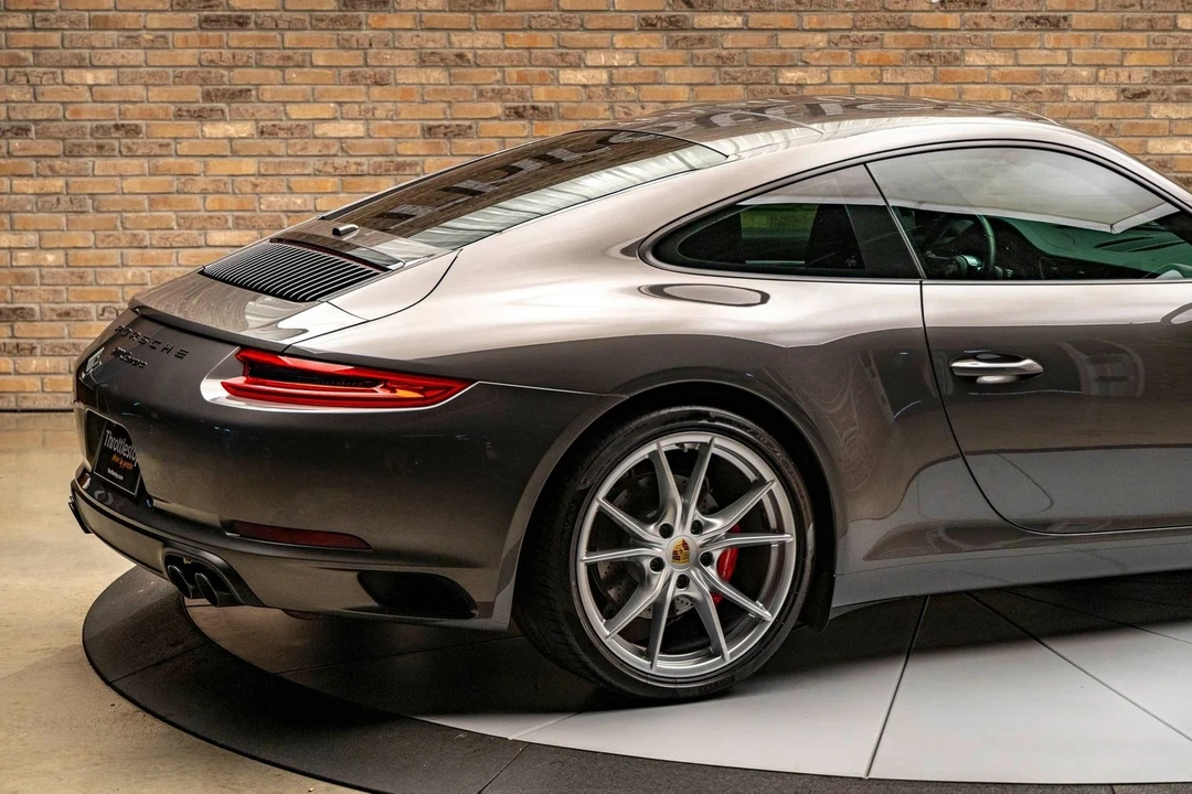 2017 Porsche 991 Carrera - Image 13 of 21