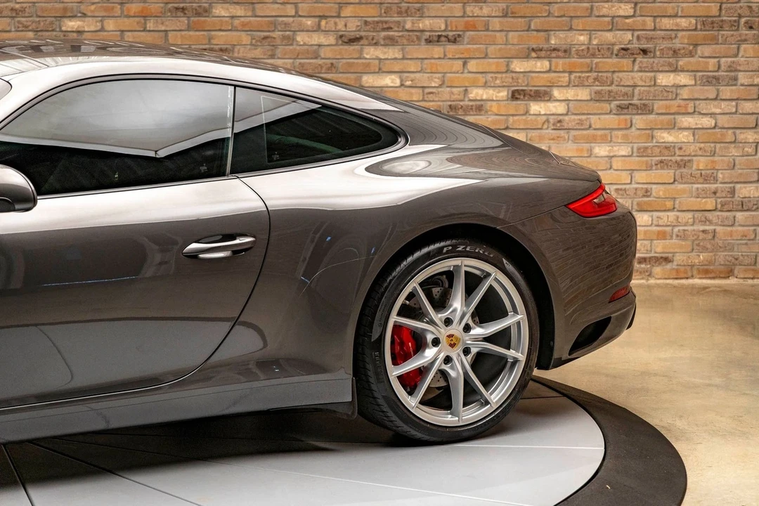 2017 Porsche 991 Carrera - Image 12 of 21