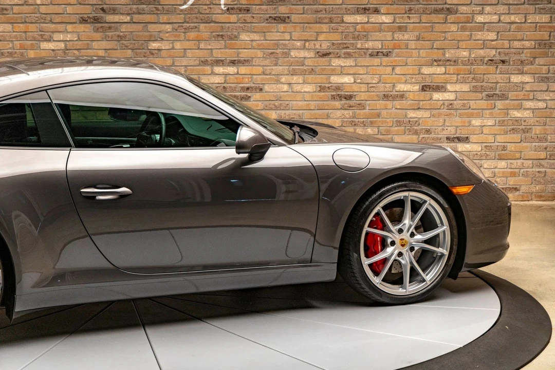 2017 Porsche 991 Carrera - Image 14 of 21