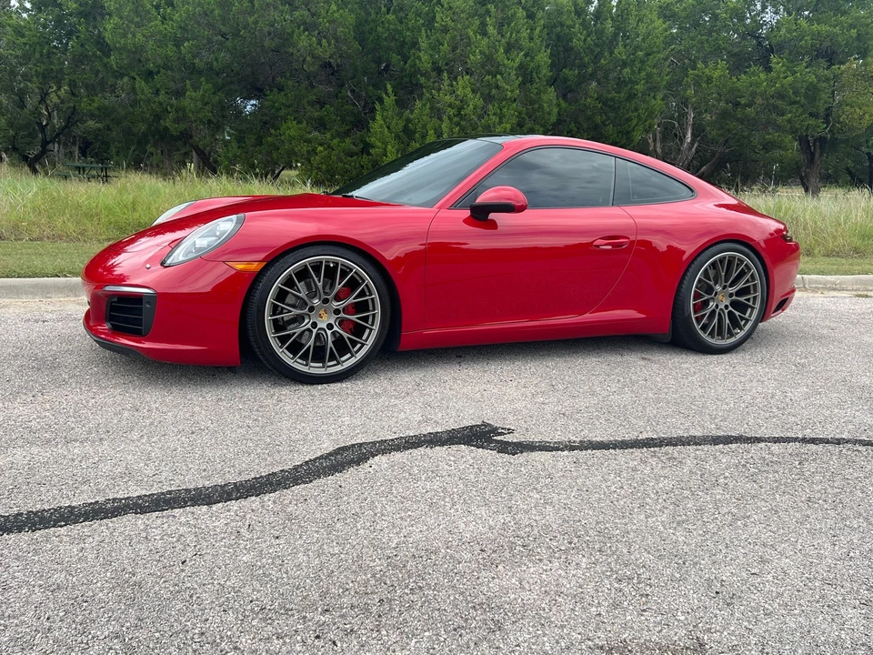 2017 Porsche 991 Carrera - Image 16 of 17