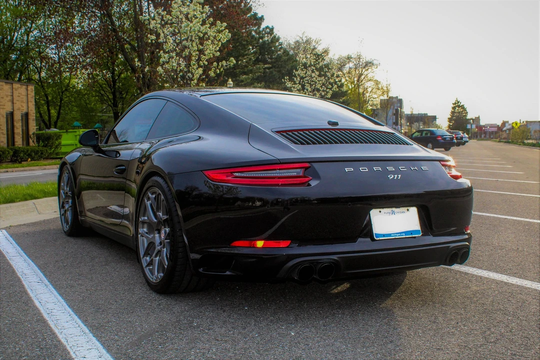 2017 Porsche 991 Carrera - Image 4 of 24