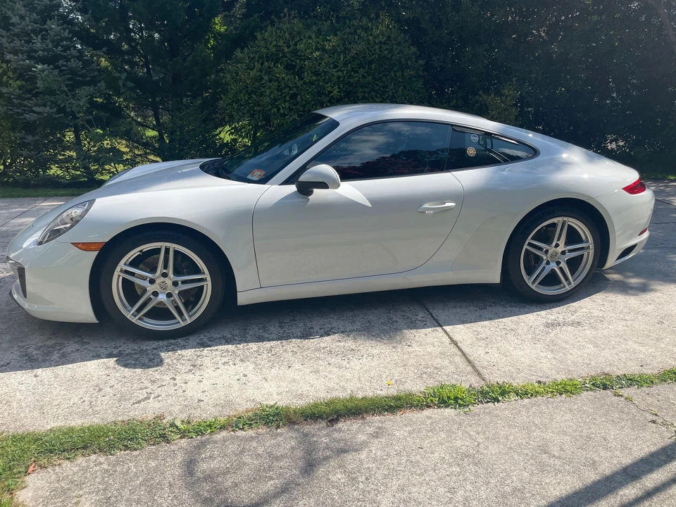 2017 Porsche 991 Carrera - Image 2 of 9