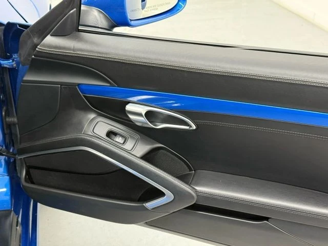 2017 Porsche 991 Carrera - Image 16 of 21