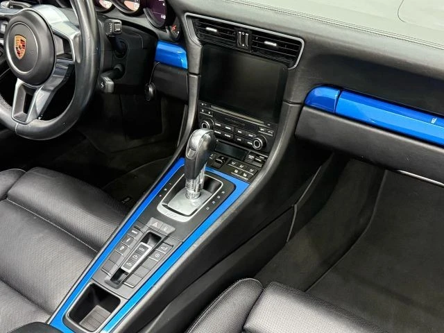 2017 Porsche - Image 20 of 31
