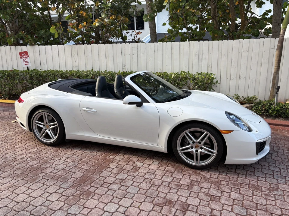 2017 Porsche 991 Carrera - Image 17 of 31