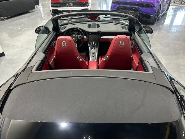 2017 Porsche 991 Carrera - Image 24 of 31