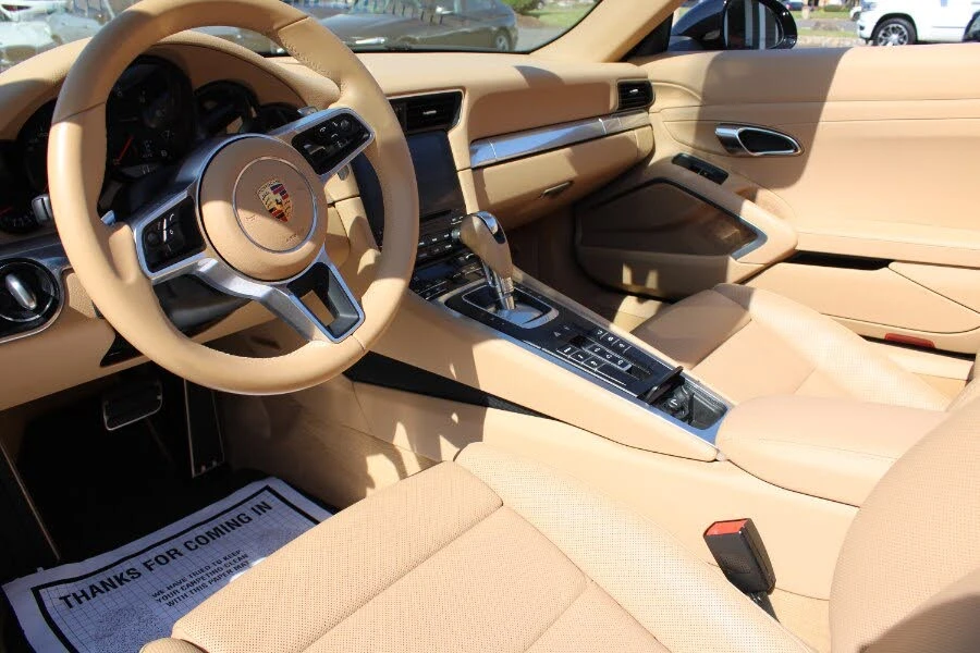 2017 Porsche 991 Carrera - Image 27 of 31