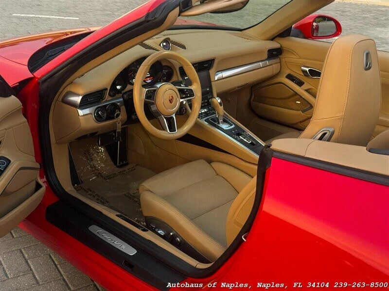 2017 Porsche 991 Carrera - Image 29 of 31