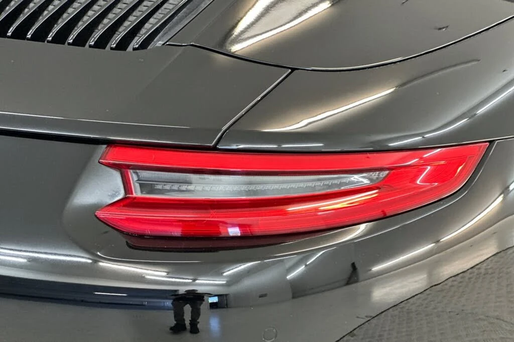 2017 Porsche 991 Carrera - Image 29 of 31
